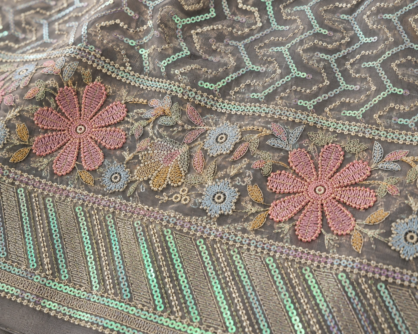 Detailed embroidery and craftsmanship on a ShriVatsaDarbar saree